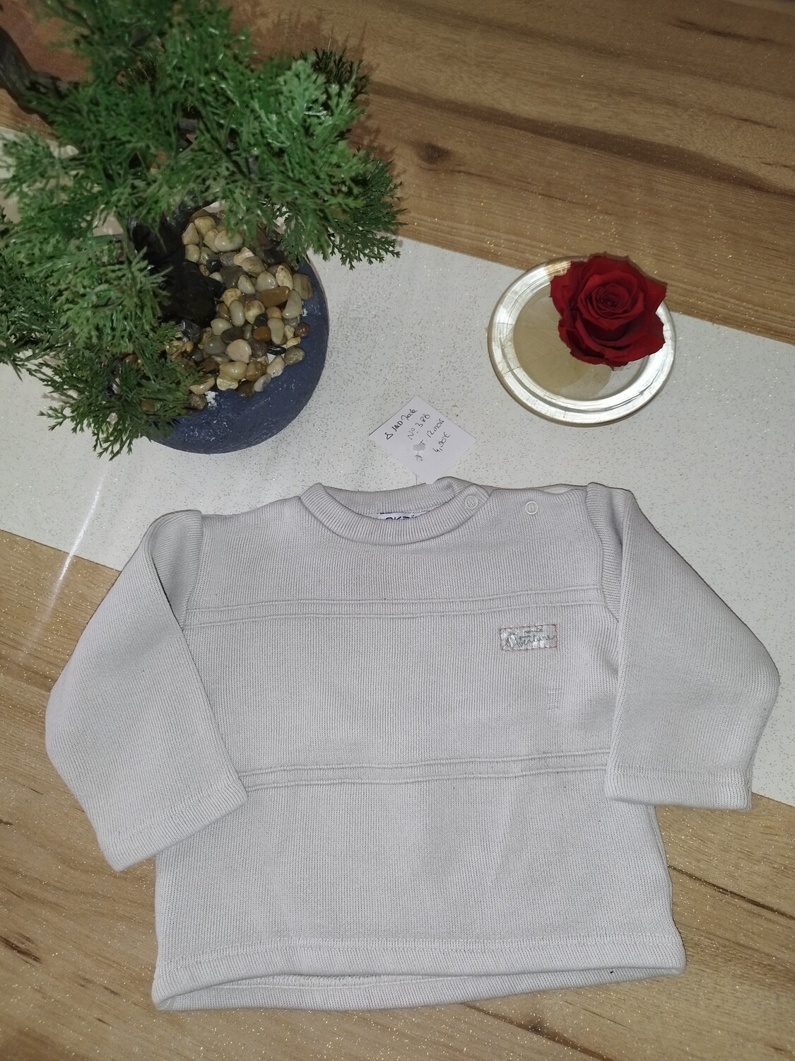 Pull beige okaidi T. 12 mois