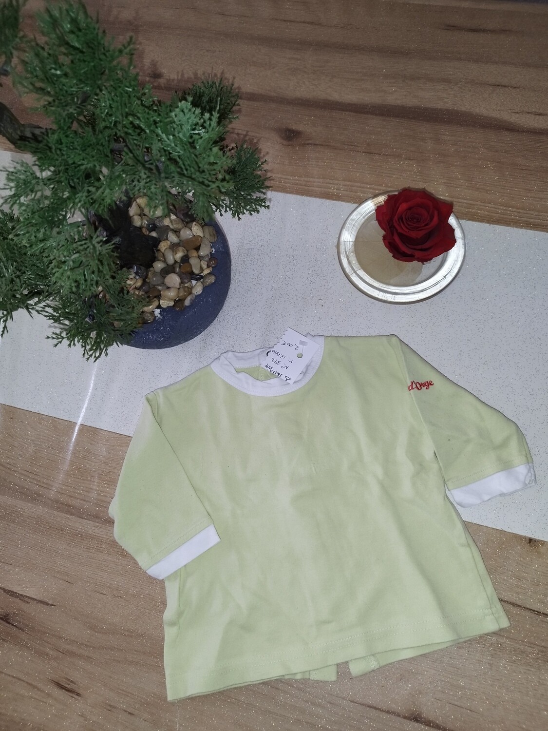 Tee-shirt manche longue vert T. 12 mois