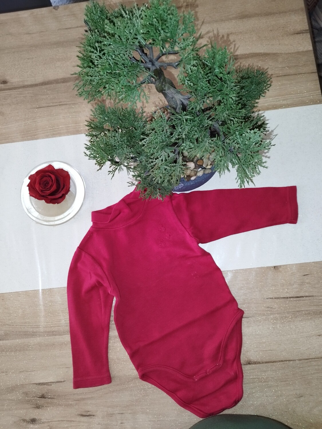Sous pull body col roule rouge T. 12 mois