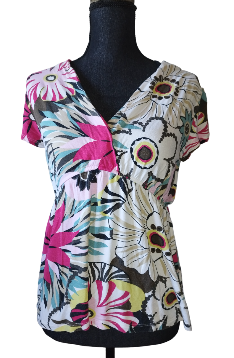 Haut fleuri couleur Taille: M