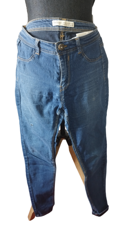 jeans bleu Bershka slim Taille: 38