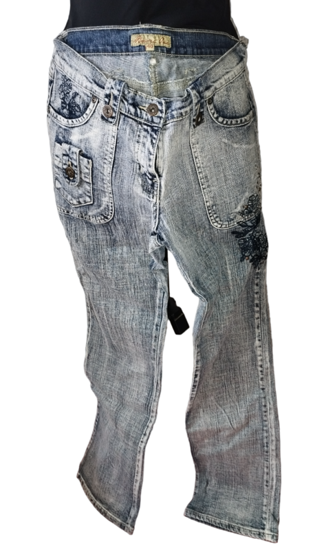 Jeans bleu fleur Taille 40