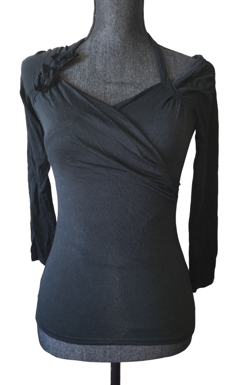 Haut noir manche longue décolleté Taille S