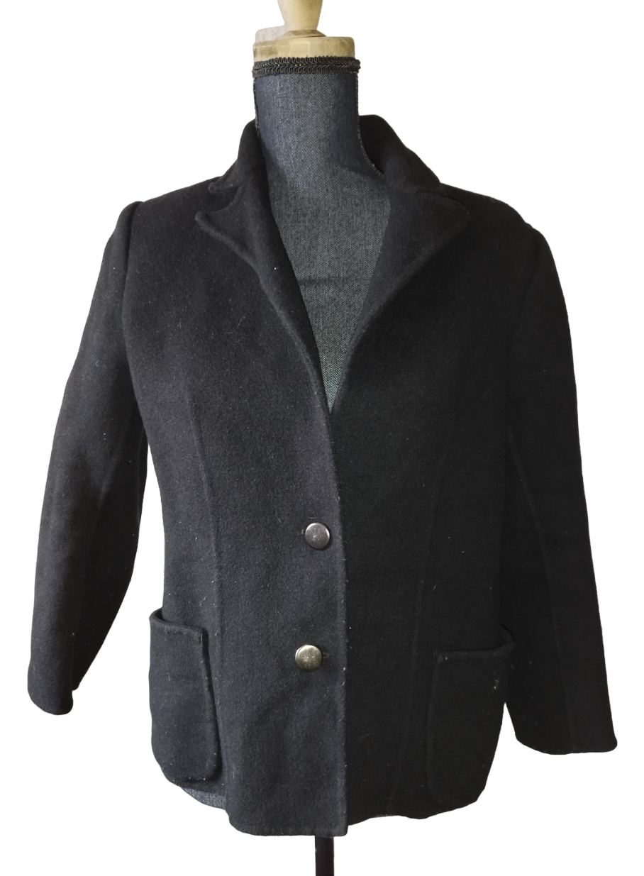 veste noire T. 38-40 - M-L