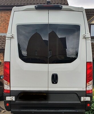 Iveco Daily 2014+ Rear Barn Door Window Kit MWB &amp; LWB