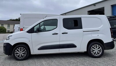 Citroen Berlingo 2019+ Front Panel Window Kit