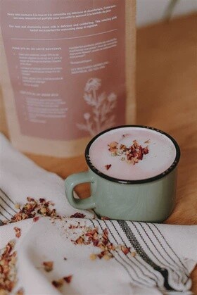 Les Mauvaises Herbes / Latté nocturne rose (rose &amp; camomille)