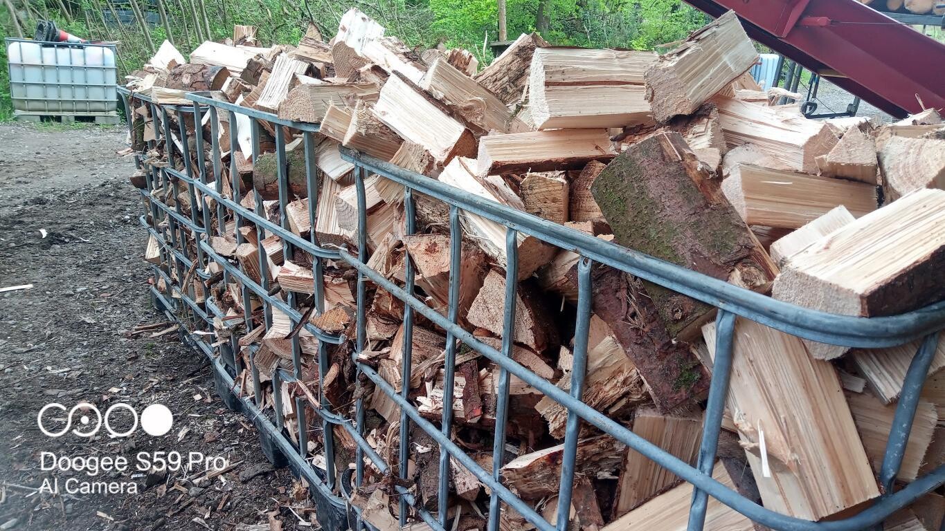 Un seasoned softwood IBC