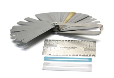 Carparelli Stainless Steel Feeler Gauge Dual Marked Metric and Imperial Gap Measuring Tool (0.04-0.88 mm, 32 Blades)