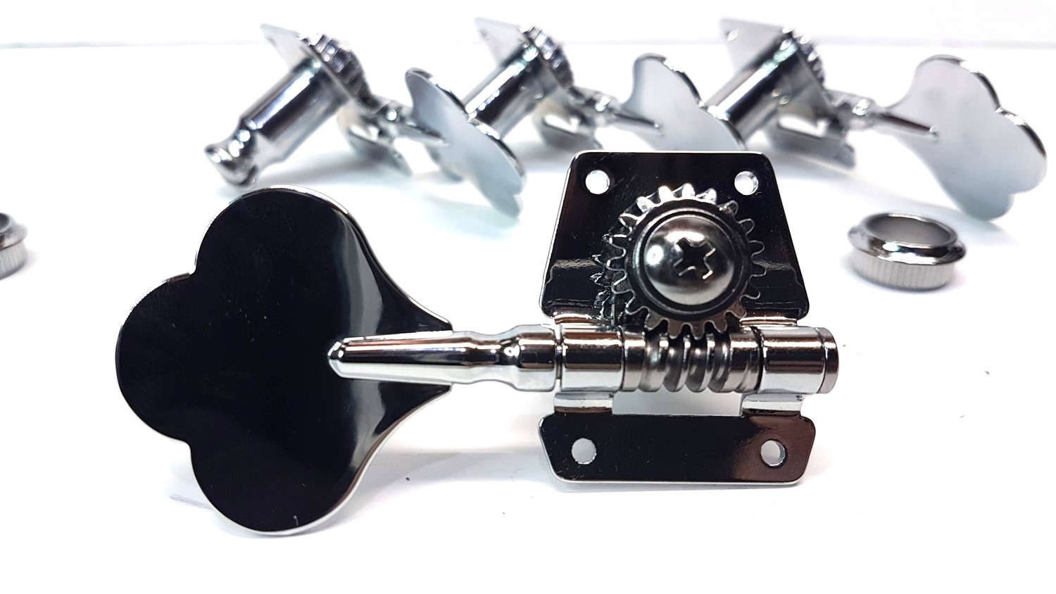 Brio 4 In-Line Open Gear Bass Tuners Right Handed. Chrome