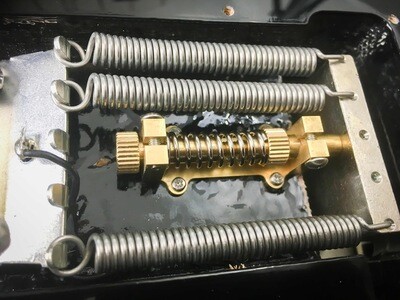 Brio T-Stab Tremolo Stabilizer Brass