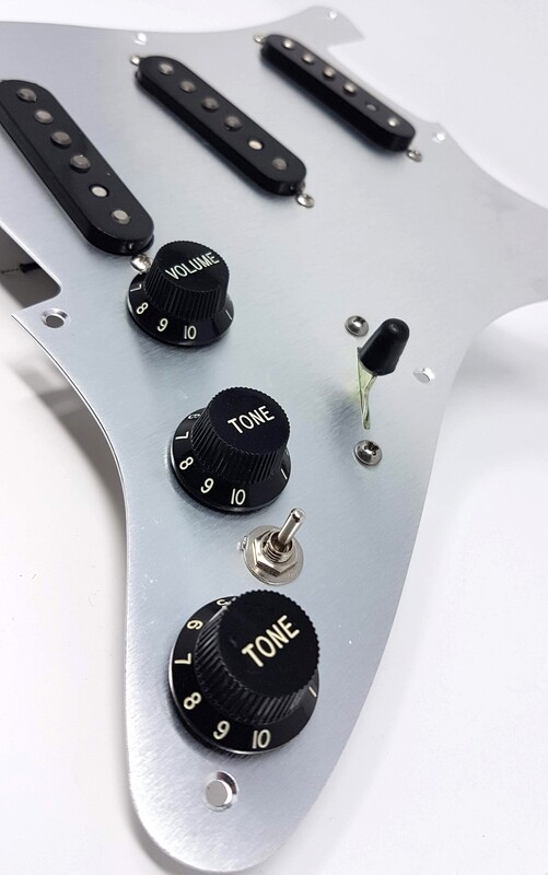 Carparelli 9-Way Strat Mod – Pro-Built Loaded Pickguard with Vintage Tone System