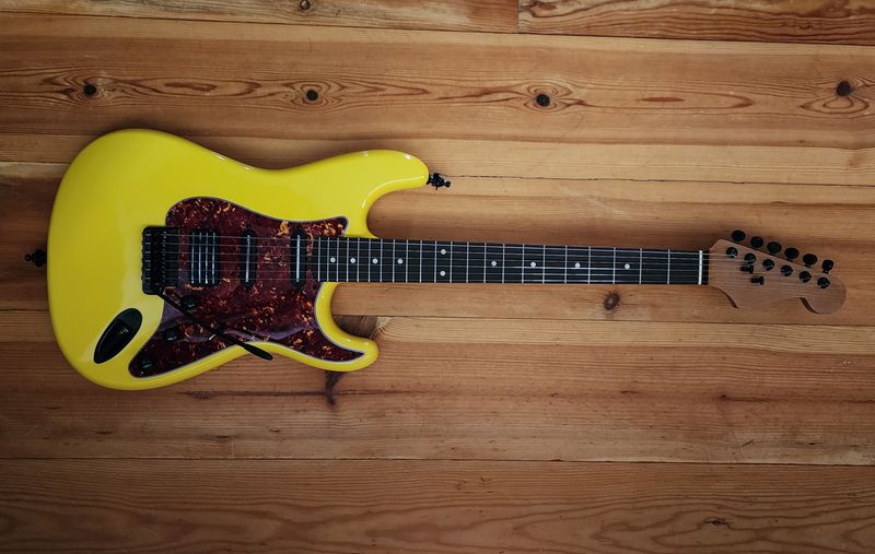 Sold. Carparelli S-Style PartsCaster Graffiti Yellow Alder 8.3lbs