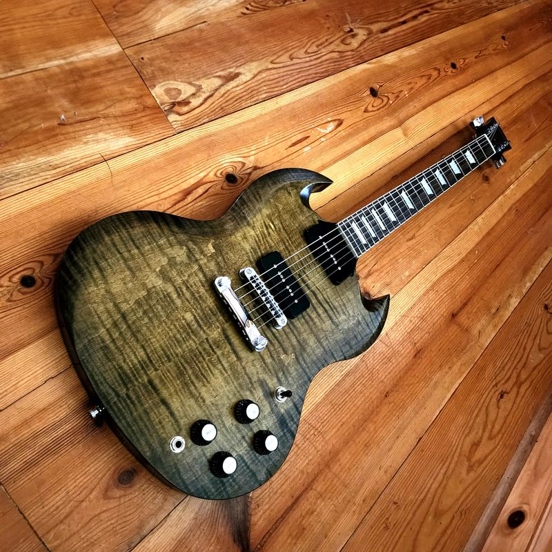 Carparelli Double Horn Style