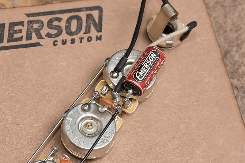 ​Carparelli J-Bass VVT Prewired Wiring Kit — Emerson .047µF PIO + 3× CTS 250K Pro Pots