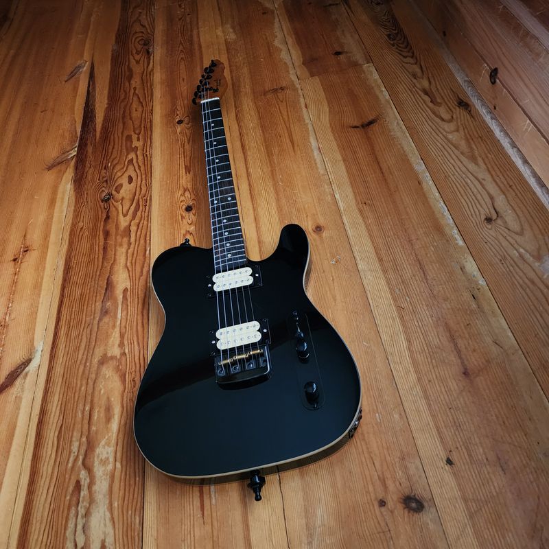 Carparelli T-Style HH Electric Guitar – Phoenix Humbuckers, Roasted Maple Neck, Push/Push Coil Split, 2026 - Gloss Black with Cream Binding