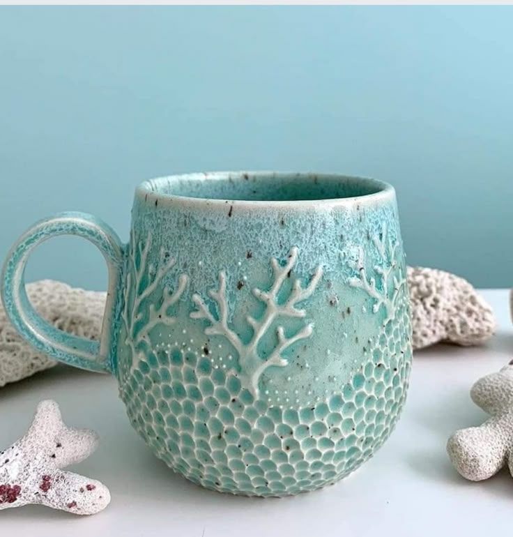 CREA TU TAZA ESCULTÓRICA