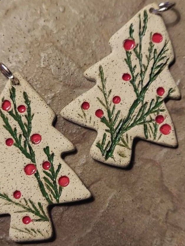 CREA ADORNOS NAVIDEÑOS CON ESTAMPACIÓN