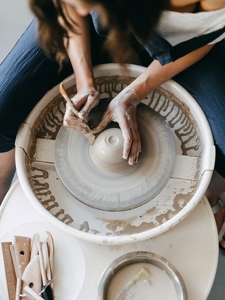 CREA TU PIEZA EN TORNO / Asociación Pridelia