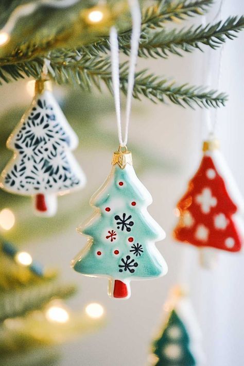 PINTA TUS 10 ADORNOS DE NAVIDAD