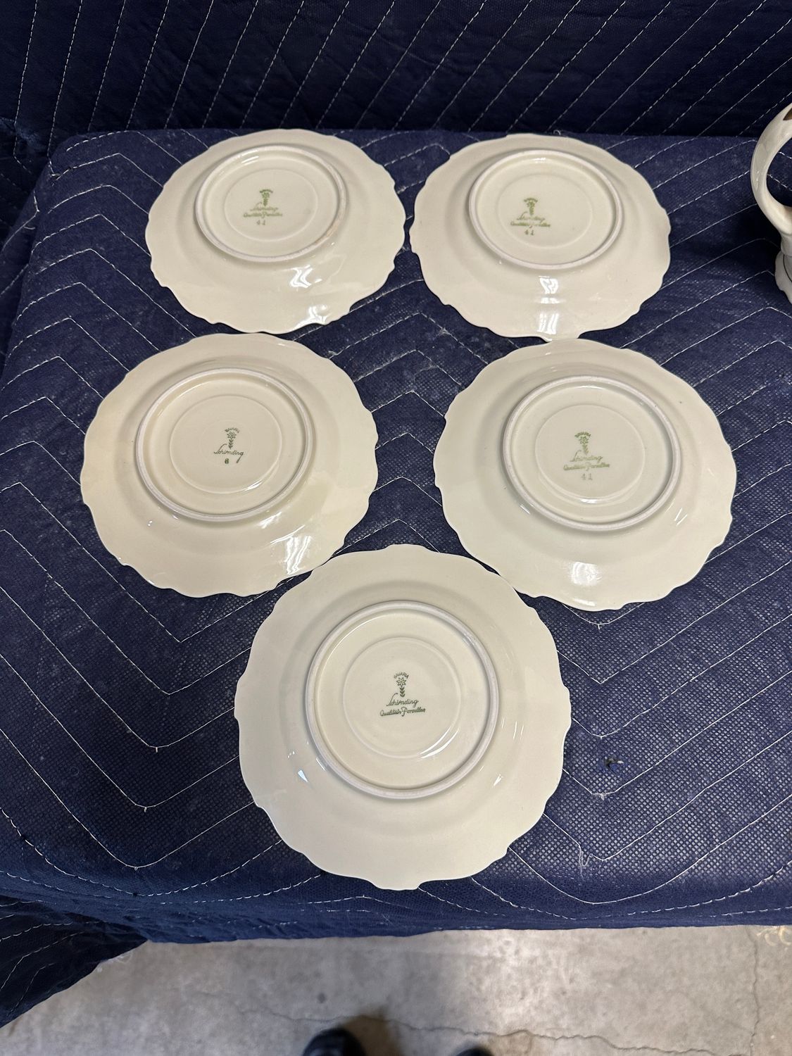 Schirnding Bavarian Porcelain Tea Set (19-Piece Set from Bavaria)