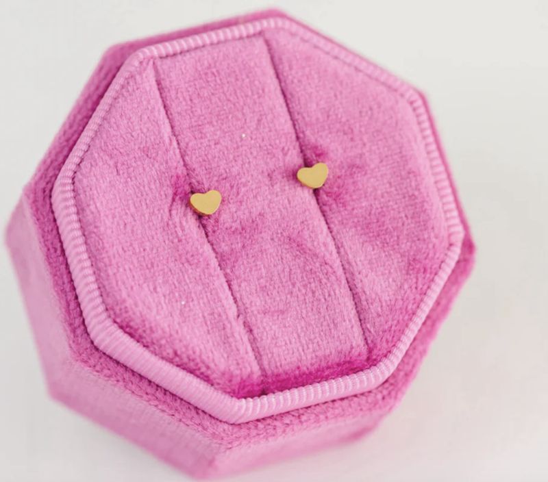 Tiny Classic Heart Earrings