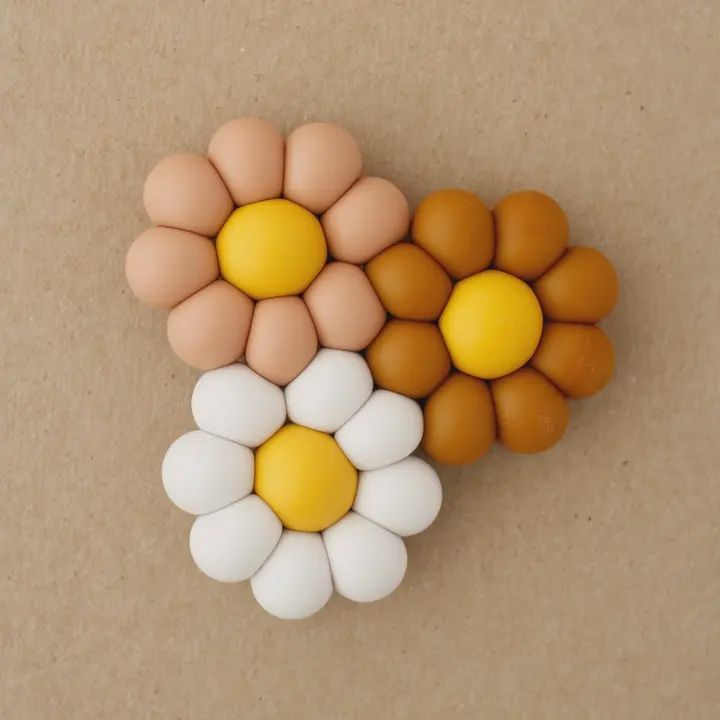 Daisy Freezer Teether, color: Spice