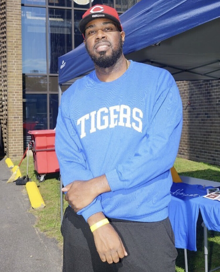 Official Hempstead Tigers Sweatshirt