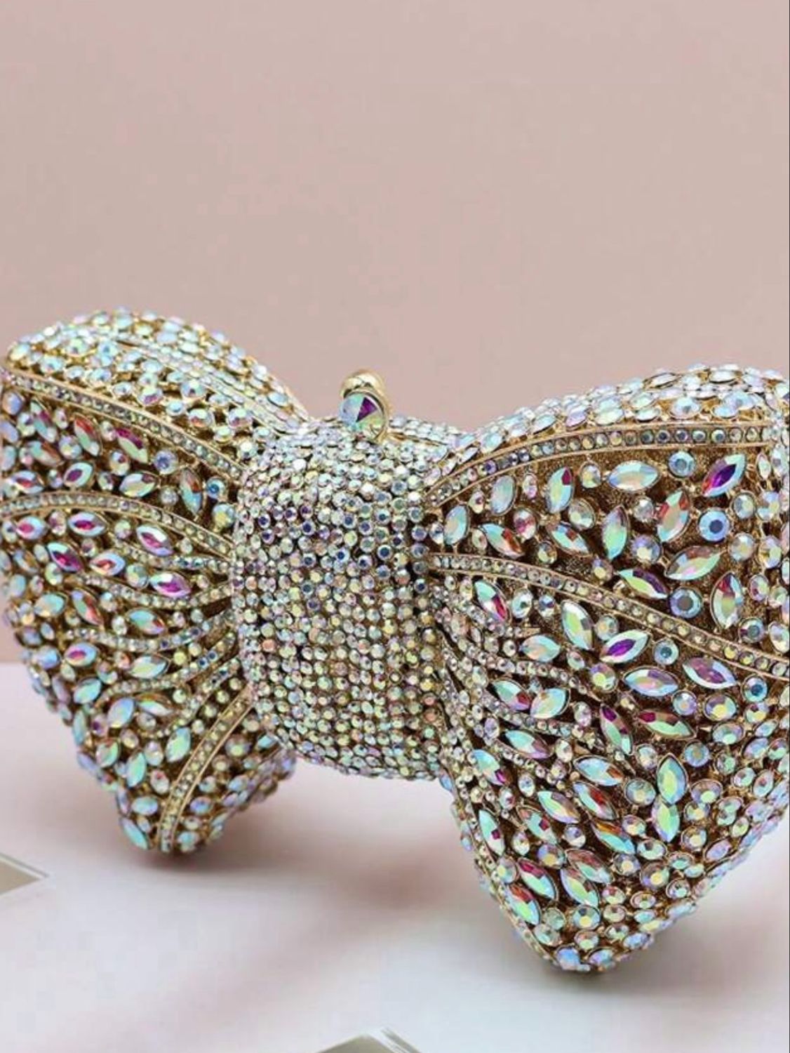 Crystal Bow Shape Elegant Clutch