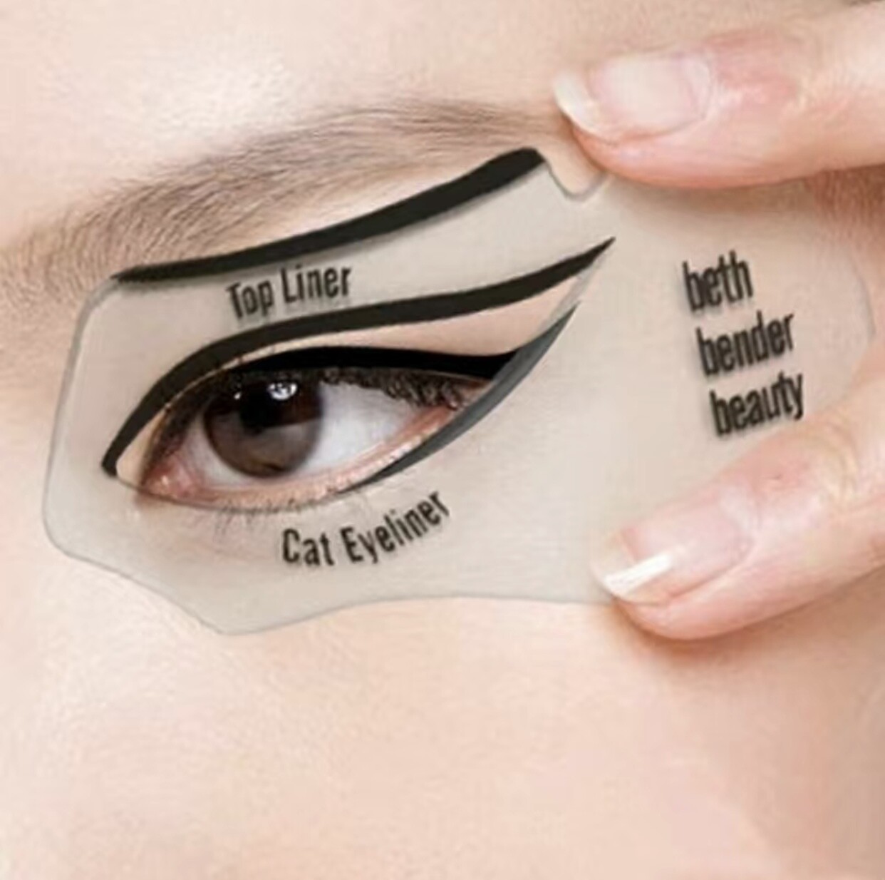 &quot;Effortless Eye Makeup: Cat Eyeliner and Smokey Eye Stencils&quot; 👁️🐱✨