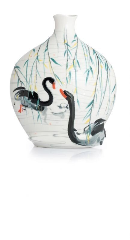 Franz Porcelain Black Swans Vase Limited Edition 588 FZ02829