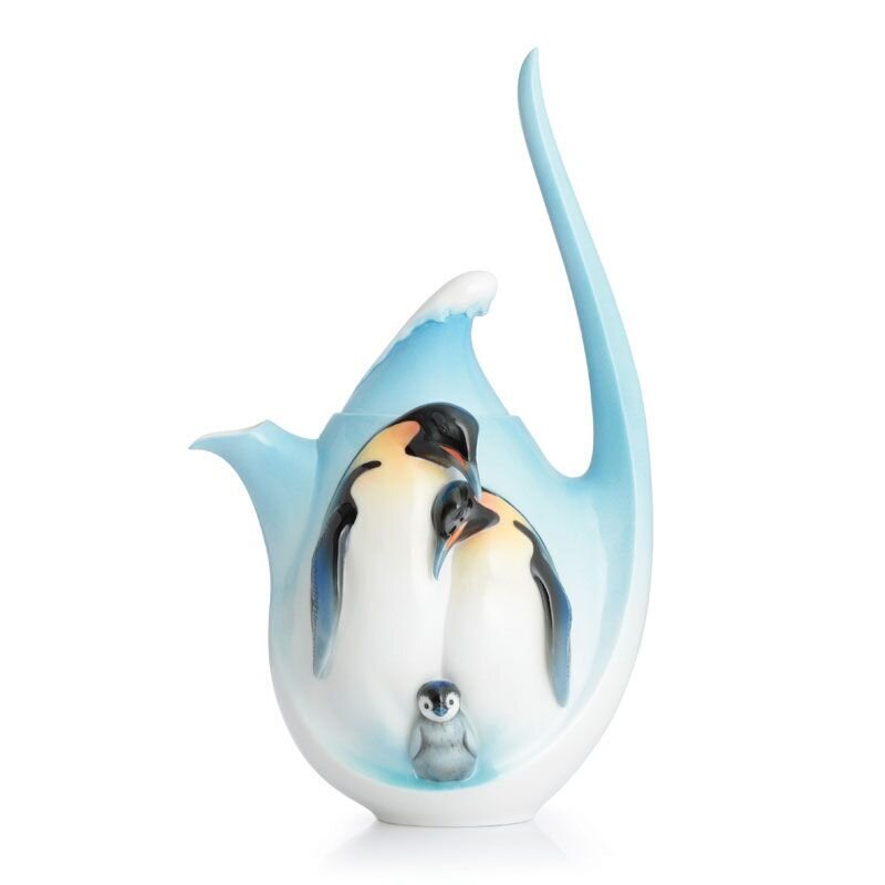 Franz Porcelain Playful Penguins Teapot FZ02116