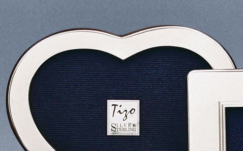 Tizo Plain Heart 2 x 3 Inch Sterling Silver Picture Frame