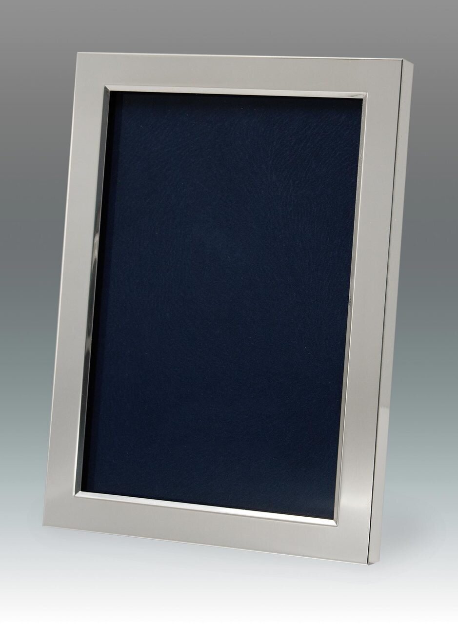 Tizo 5 x 7 Inch Elegantes Silverplated Picture Frame