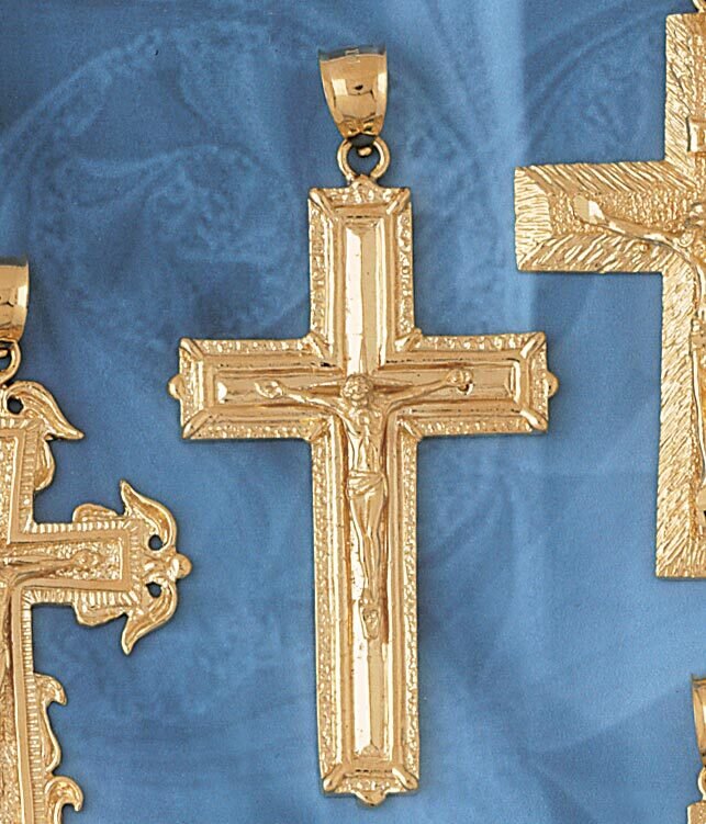 Jesus Christ on Cross Pendant Necklace Charm Bracelet in Yellow, White or Rose Gold 8444