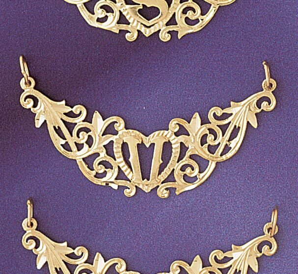 Initial V Heart Pendant Necklace Charm Bracelet in Yellow, White or Rose Gold 9578v