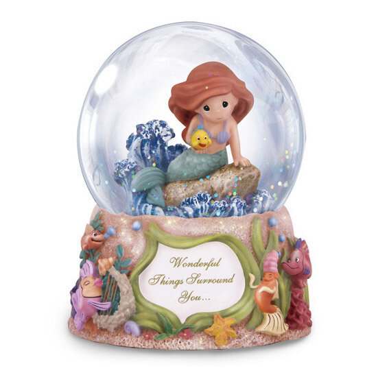 Disney Showcase Wonderful Things Surround You Water Globe GM13885, MPN: GM13885, 875555021301