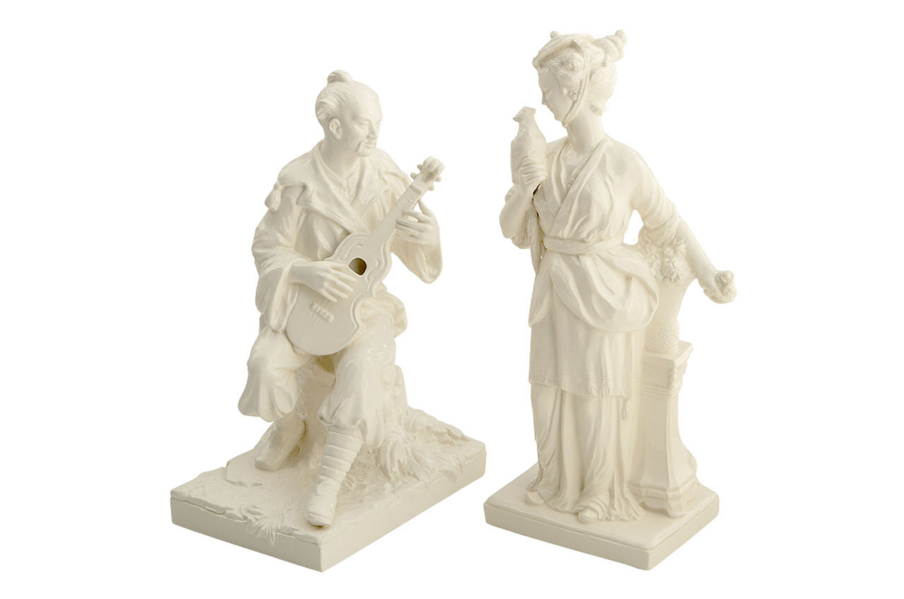 Mottahedeh Chinese Figurines Pair S4097