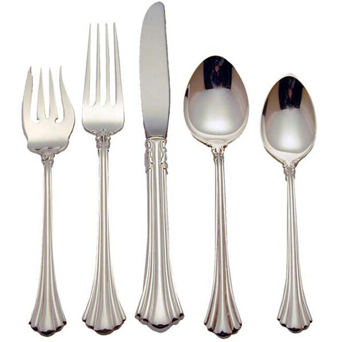 Reed and Barton 18 Century Flatware 5B Place Setting 7200805