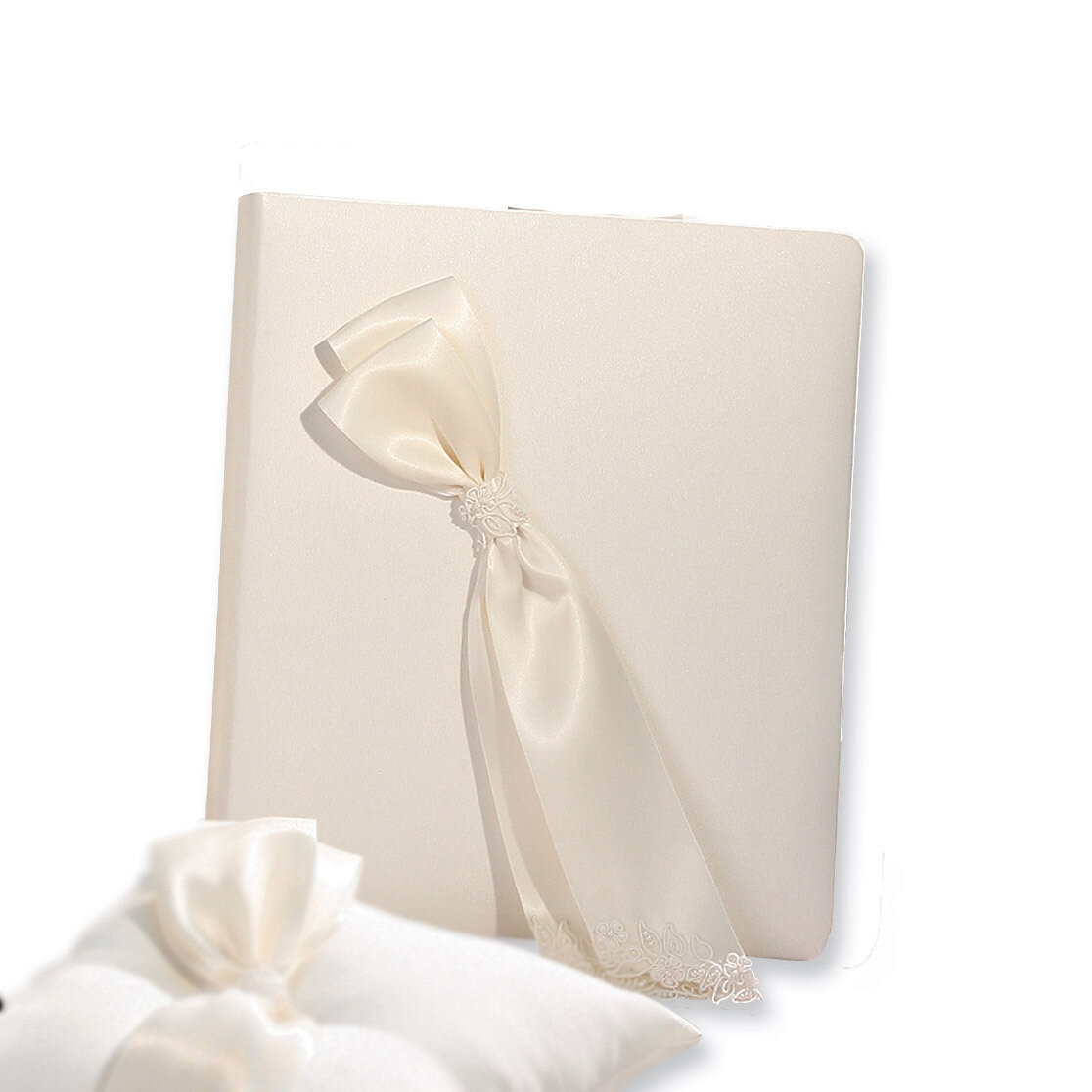 Ivory Orleans Memory Book GM446