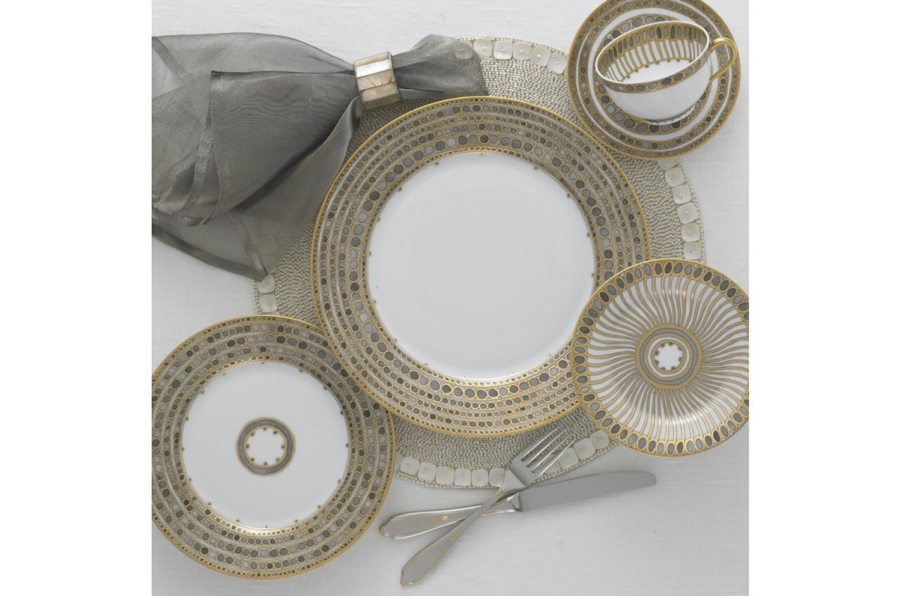 Robert Haviland Syracuse Taupe 5 Piece Place Setting HP612, MPN: HP612,