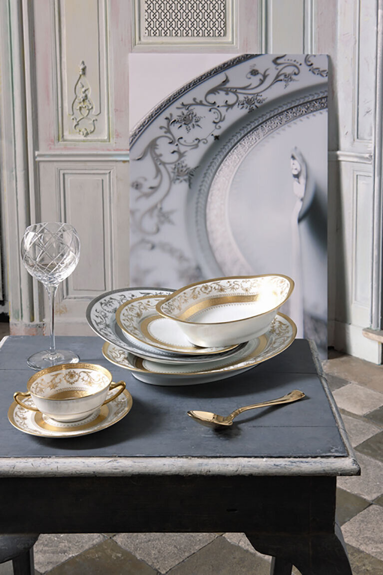 Robert Haviland Dynasty Gold Breakfast Cup and Saucer HP393023, MPN: HP393023,