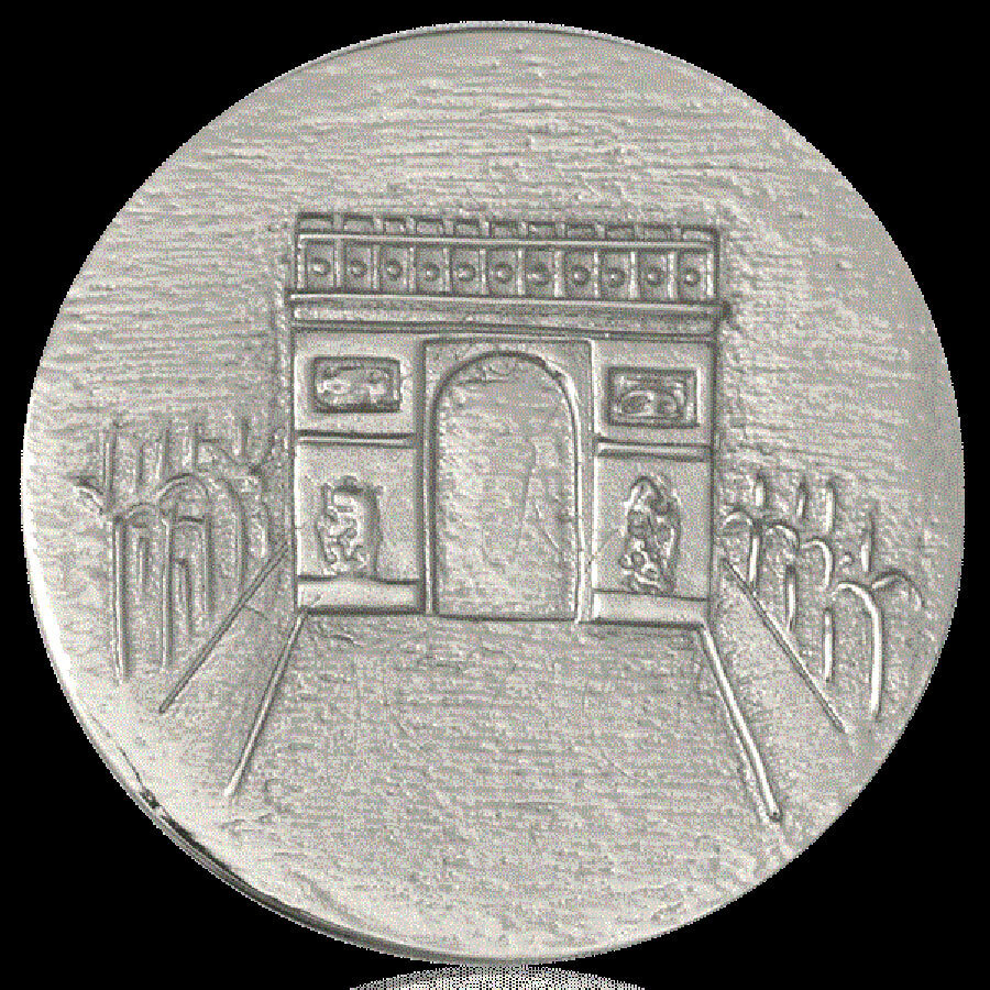 Nikki Lissoni Paris Arc De Triomphe Silver Plated 43mm Coin C1140SL