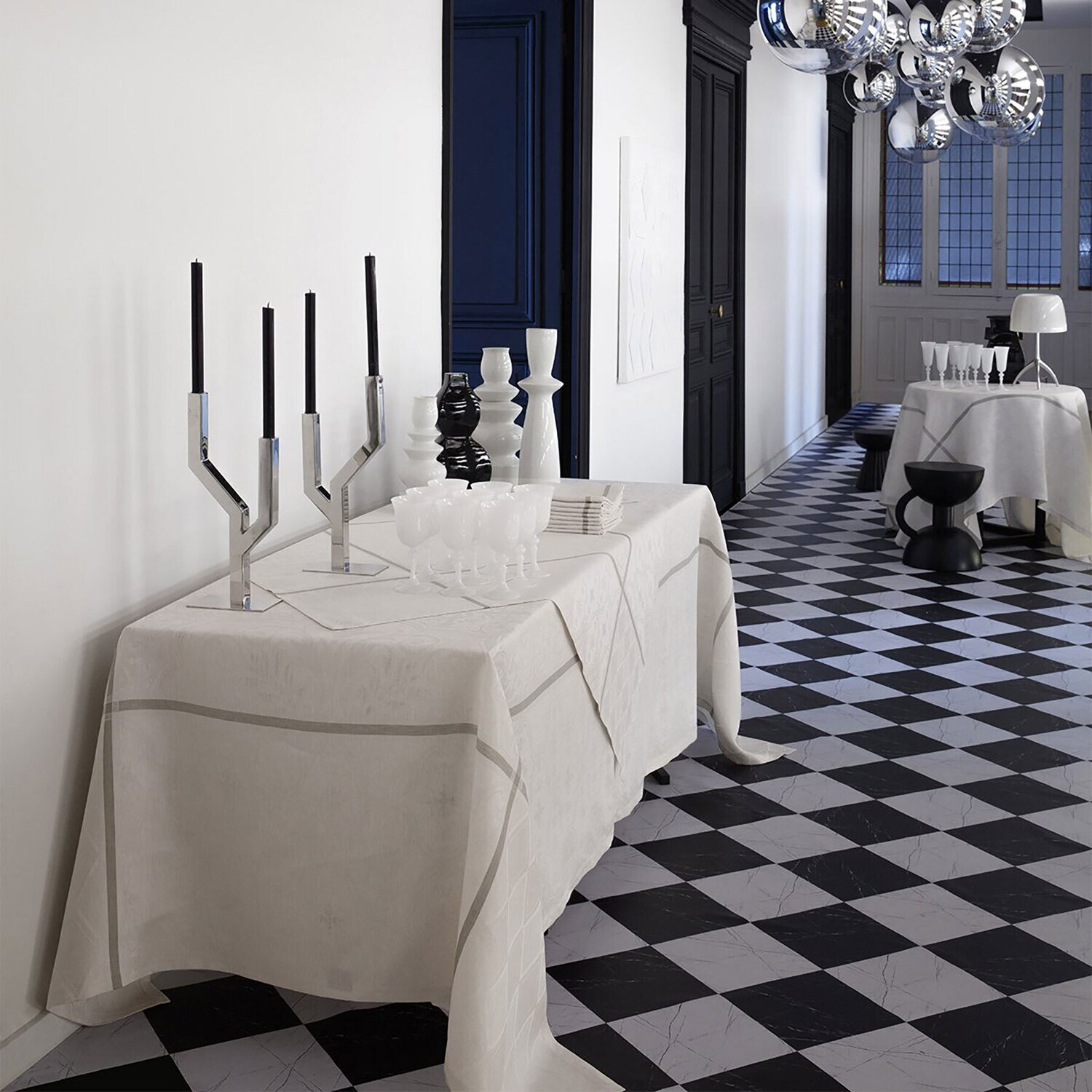 Le Jacquard Francais Tablecloth Armoiries Off White 100% Linen 27088