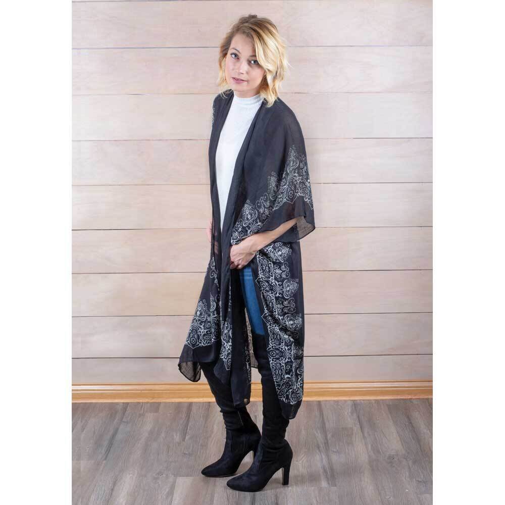 Black Medallion Designed Kimono GM24521, MPN: GM24521, 603799879293