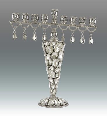 Tizo Persia Crystal Glass Menorah, MPN: RS350CS,