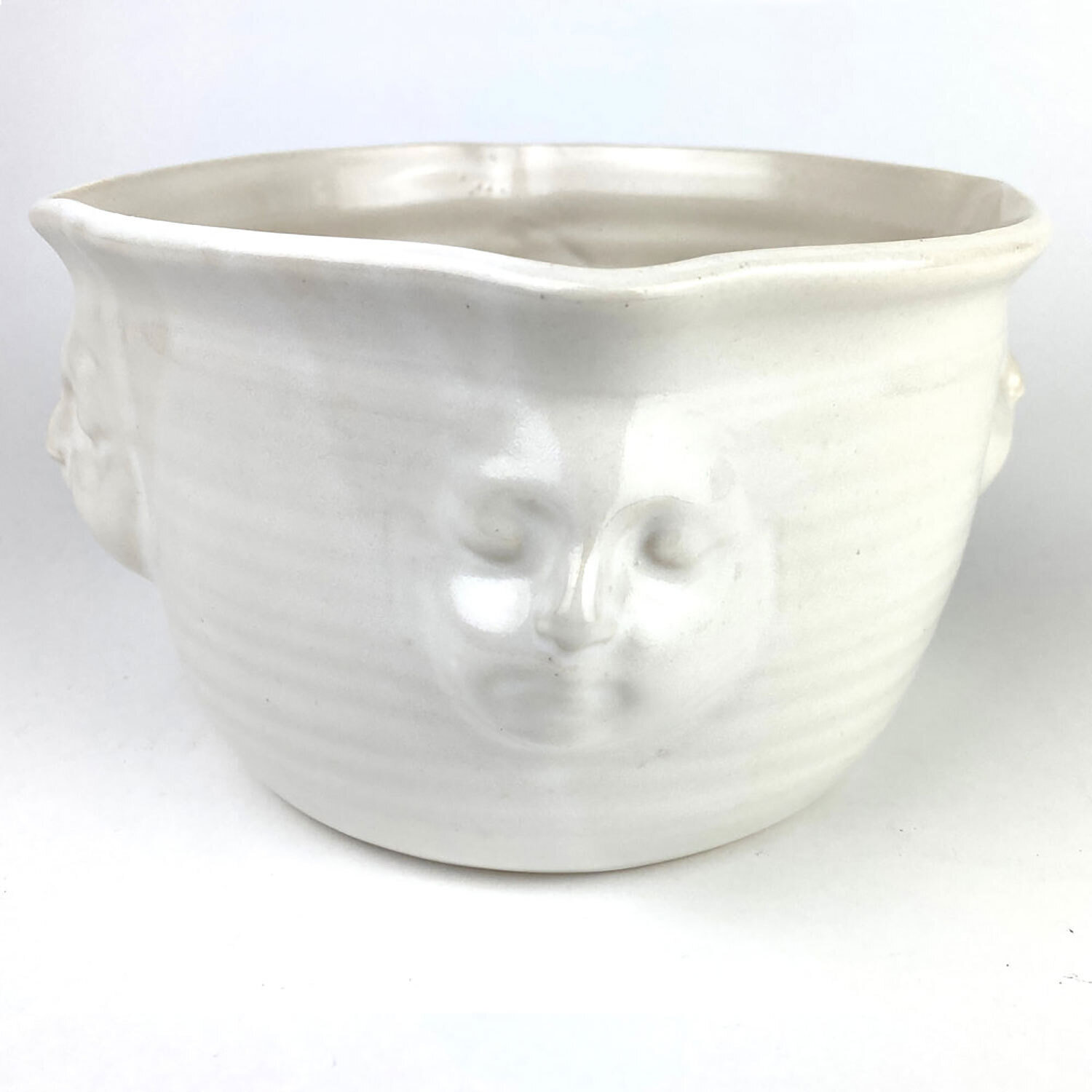 Michael Wainwright Viso White Small Bowl 04FA00, MPN: 04FA00,