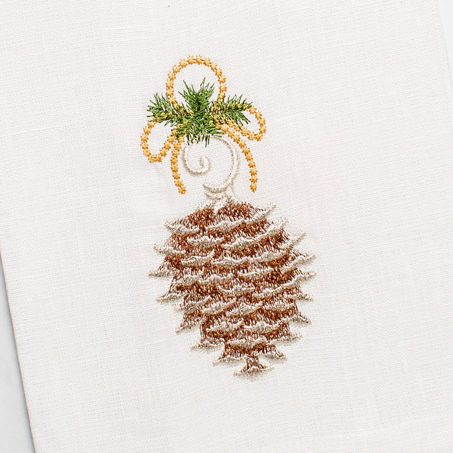 Crown Pinecone Ornament Large Napkin White Set of 8 NLG164
