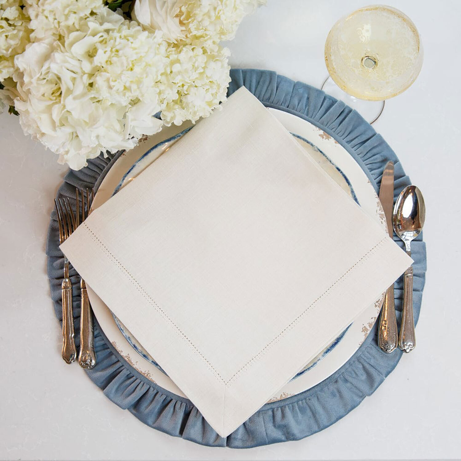 Crown Hemstitch Large Napkin Cream Set of 8 NLG602