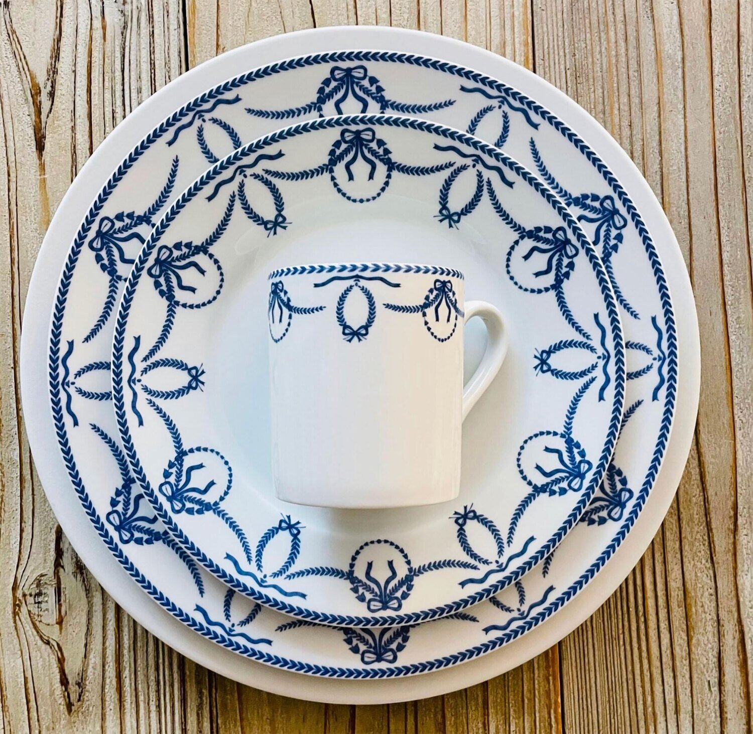 Royal Limoges Pauline Bleu Deep Soup Cereal Bowl A180-SEV20189, MPN: A180-SEV20189, 3700409933424